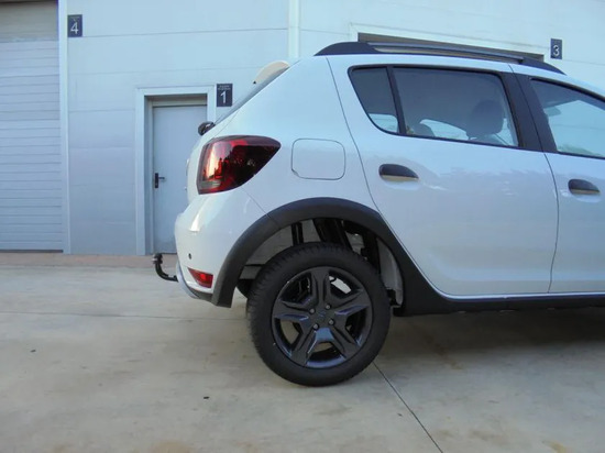 Фаркоп Aragon для Renault Sandero Stepway I 2010-2014. Артикул E1302BA