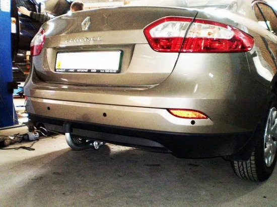 Фаркоп Galia оцинкованный для Renault Fluence седан 2010-2022. Артикул R089A