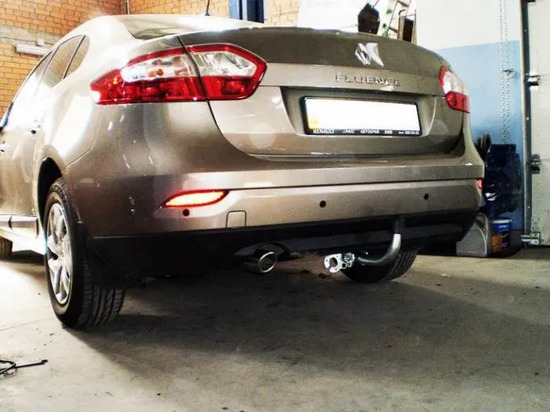 Фаркоп Galia оцинкованный для Renault Fluence седан 2010-2022. Артикул R089A