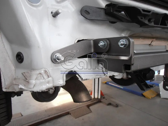 Фаркоп Galia оцинкованный для Opel Astra J универсал 2009-2015. Артикул O061A