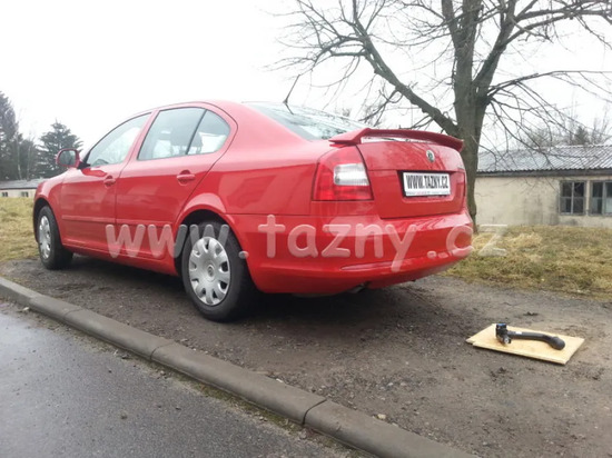 Фаркоп Imiola для Skoda Octavia Scout 2007-2013. Быстросъемный крюк. Артикул Z.A11