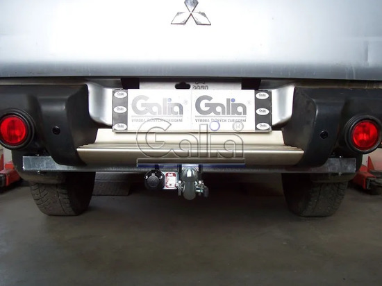 Фаркоп Galia оцинкованный для Mitsubishi L200 V 2015-2022. Быстросъемный крюк. Артикул M120C