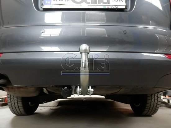 Фаркоп Galia оцинкованный для Skoda Octavia Tour седан, универсал 2004-2013. Артикул S086A