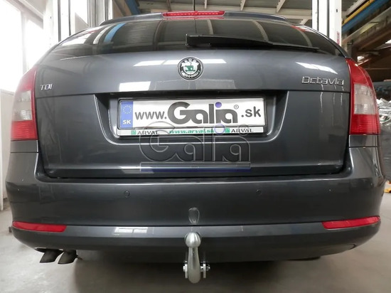 Фаркоп Galia оцинкованный для Skoda Octavia Tour седан, универсал 2004-2013. Артикул S086A