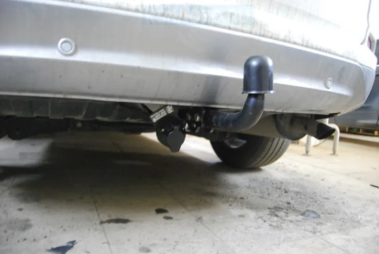 Фаркоп Auto-Hak для Honda CR-V IV 2012-2018. Артикул Y 39