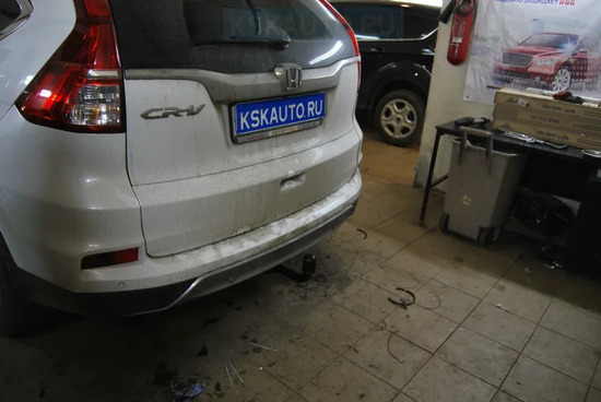 Фаркоп Auto-Hak для Honda CR-V IV 2012-2018. Артикул Y 39