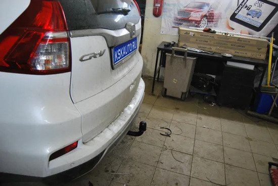 Фаркоп Auto-Hak для Honda CR-V IV 2012-2018. Артикул Y 39