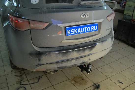 Балка фаркопа Westfalia для Infinity QX70 2014-2017. Артикул 332318600001