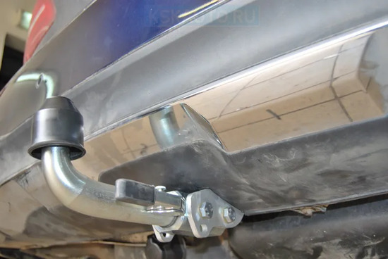 Фаркоп Galia оцинкованный для Mercedes-Benz GL-Класс X164 2005-2012 (кроме AMG). Быстросъемный крюк. Артикул M115C