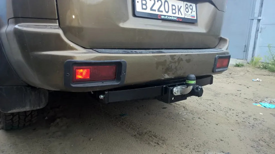 Фаркоп Лидер-Плюс для Mitsubishi Pajero Sport I 1998-2008. Фланцевое крепление. Артикул M107-F