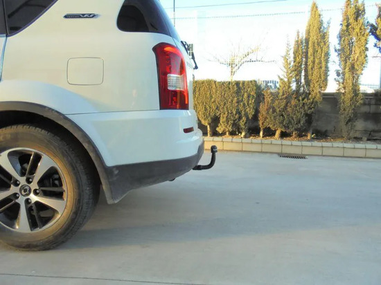 Фаркоп Aragon (быстросъемный крюк, вертикальное крепление) для SsangYong Rexton II 2006-2012.. Артикул E3103AV