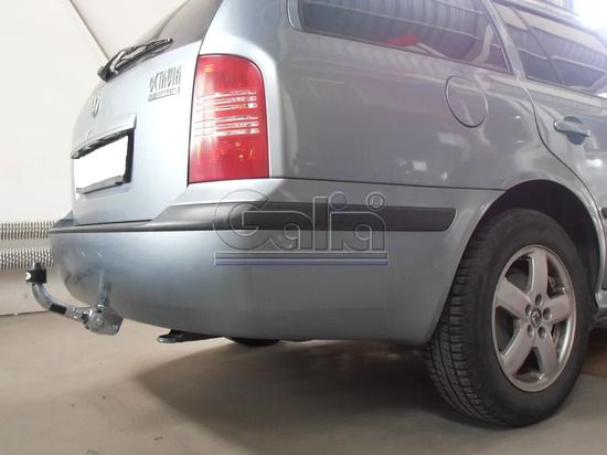 Фаркоп Galia оцинкованный для Skoda Octavia A4 1996-2004 седан, универсал. Быстросъемный крюк. Артикул S085C