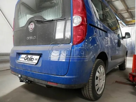 Фаркоп Galia оцинкованный для Opel Combo D (вкл. 4WD) 2011-2017. Быстросъемный крюк. Артикул F111C