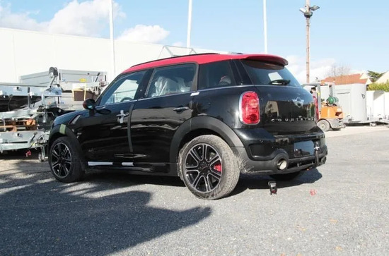 Фаркоп Westfalia (оригинал) для MINI Countryman 4x4 2010-2022. Артикул 323097600001