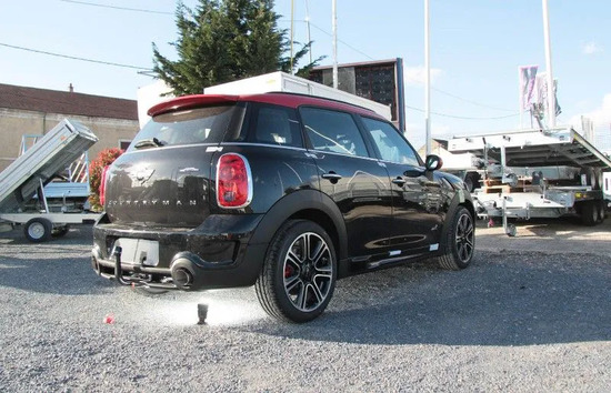 Фаркоп Westfalia (оригинал) для MINI Countryman 4x4 2010-2022. Артикул 323097600001