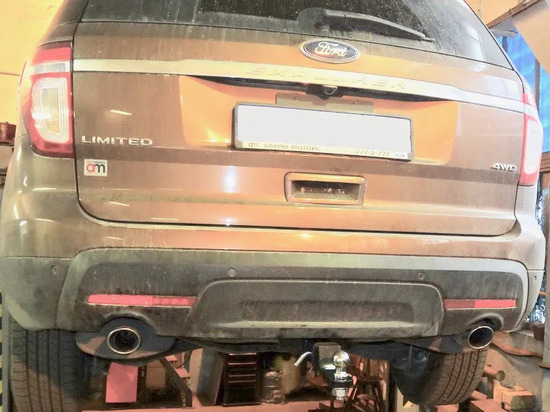 Фаркоп Baltex (хром. заглушка с лого) для Ford Explorer V (вкл. Sport) 2010-2019. Быстросъемный крюк. Артикул 08.2247.32Z