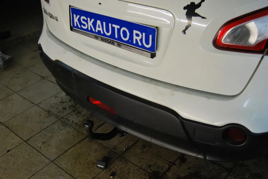 Фаркоп Brink (Thule) для Nissan Qashqai I J10 5/7-мест. 2007-2013. Быстросъемный крюк. Артикул 551900