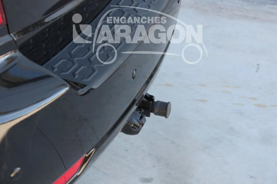 Фаркоп Aragon (быстросъемный крюк, горизонтальное крепление) для Kia Sorento I JC 2006-2008.. Артикул E3004BS
