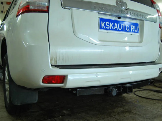 Фаркоп Bizon для Toyota Land Cruiser Prado 150 2009-2022. Быстросъемный крюк. Артикул FA 0602-E