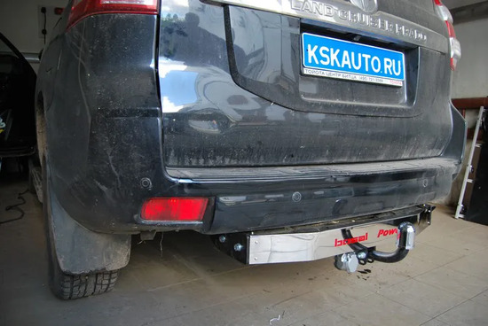 Фаркоп Oris (ранее Bosal) для Toyota Land Cruiser Prado 150 2009-2022. (с декор. пластиной). Артикул 3063-ABP