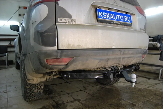 Фаркоп Bizon для Mitsubishi Pajero Sport III до рестайлинга 2016-2020. Быстросъемный крюк. Артикул FA 1005-E