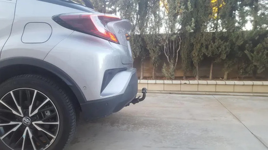 Фаркоп Aragon (быстросъемный крюк, горизонтальное крепление) для Toyota C-HR 2016-2022. Артикул E6428AS