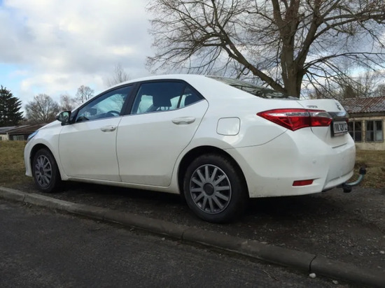Фаркоп Galia оцинкованный для Toyota Corolla E180/E170 седан 2013-2019. Артикул T064A