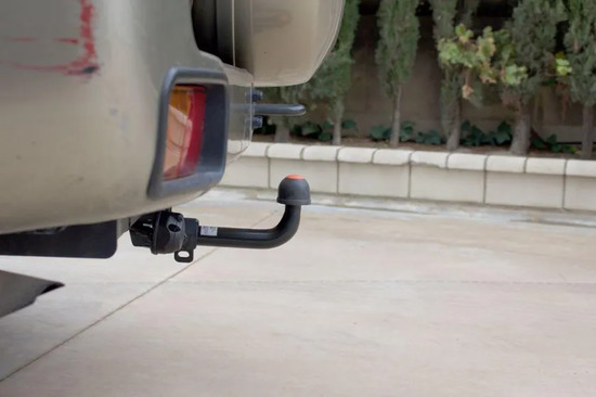Фаркоп Aragon для Nissan Patrol Y61 1998-2010. Артикул E4403BA