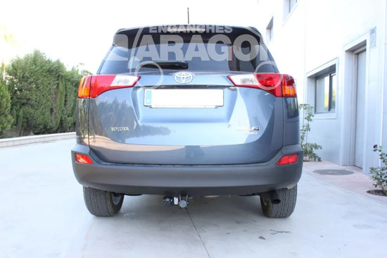Фаркоп Aragon (быстросъемный крюк, горизонтальное крепление) для Toyota RAV4 IV 2013-2015.. Артикул E6405DS