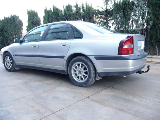 Фаркоп Aragon для Volvo S80 I 1998-2006. Артикул E6805AA