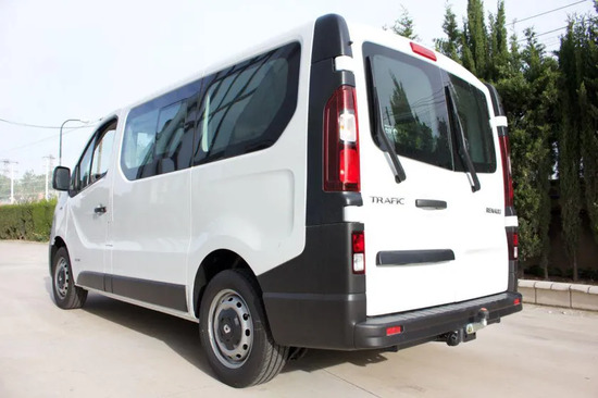 Фаркоп Aragon для Renault Trafic III 2014-2022. Фланцевое крепление. Артикул E4518BC
