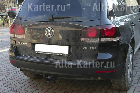 Фаркоп Westfalia балка под квадрат, без шара для Porsche Cayenne I (c зап. колесом) 2002-2010. Артикул 321641600001