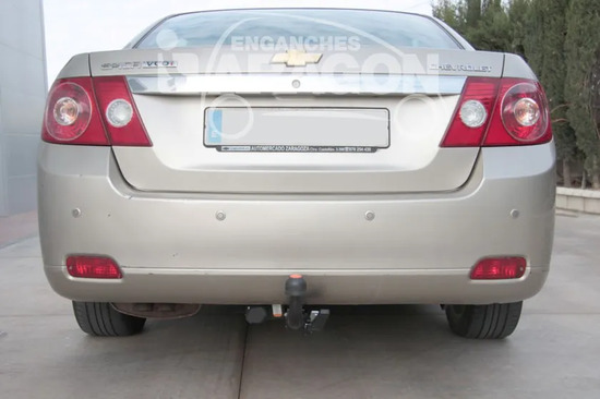 Фаркоп Aragon (быстросъемный крюк, горизонтальное крепление) для Chevrolet Epica 2006-2010.. Артикул E1001AS