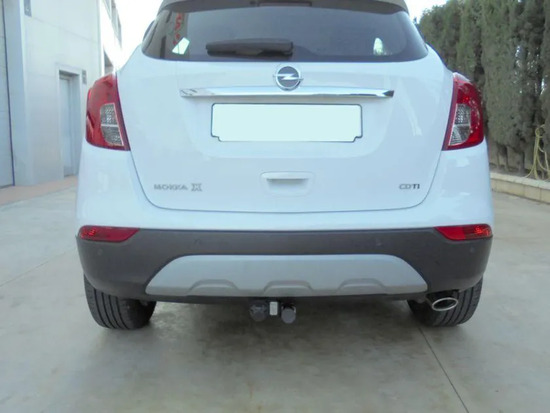 Фаркоп Aragon (быстросъемный крюк, горизонтальное крепление) для Chevrolet Trax 2013-2022.. Артикул E4524AS