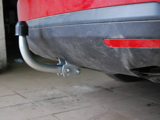 Фаркоп Galia оцинкованный для Volkswagen Jetta V 2005-2010. Артикул V066A