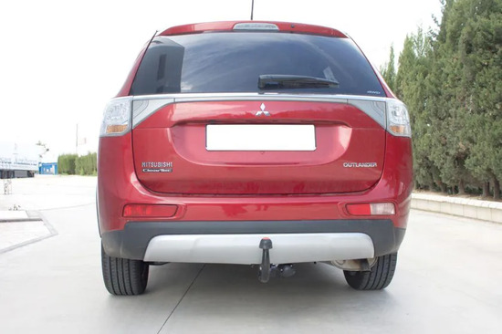 Фаркоп Aragon (быстросъемный крюк, вертикальное крепление) для Mitsubishi Outlander III 2012-2018. Артикул E4204CV