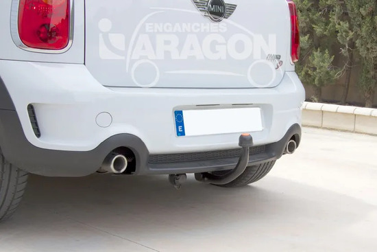 Фаркоп Aragon для Mini Countryman 2010-2017. Артикул E0809AV