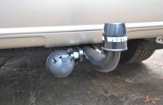Фаркоп Westfalia для Toyota Land Cruiser Prado 120 2002-2009. Артикул 335294600001