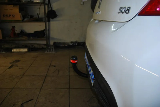 Фаркоп Oris (ранее Bosal) для Peugeot 308 I хэтчбек 2007-2013. Артикул 2555-A