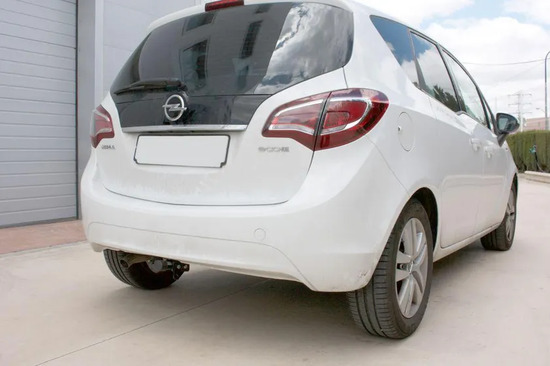 Фаркоп Aragon (быстросъемный крюк, горизонтальное крепление) для Opel Meriva B 2010-2018. Артикул E4515BS