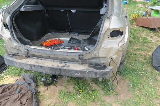 Фаркоп Oris (ранее Bosal) для Hyundai Elantra III HD хэтчбек, седан (ТагАЗ) 2000-2007. Артикул 4238-A