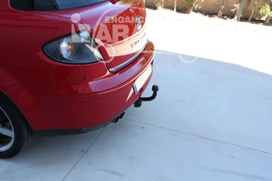 Фаркоп Aragon для Seat Altea Freetrack 2007-2022. Артикул E5812AA