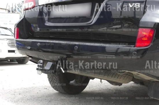 Фаркоп Baltex (c LED-фонарем) для Toyota Land Cruiser 200 2007-2022. Артикул 24.2443.32F