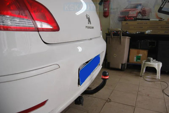 Фаркоп Oris (ранее Bosal) для Peugeot 408 2012-2022. Артикул 2557-A