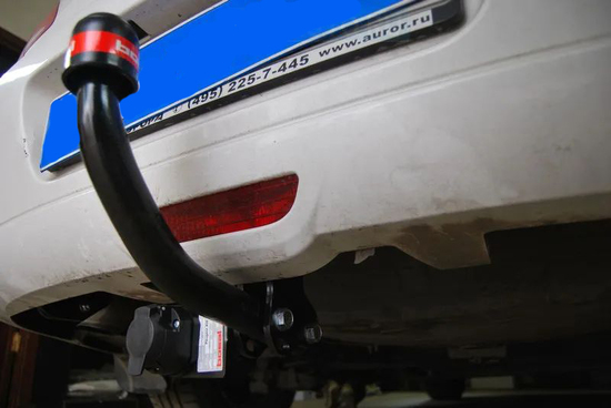 Фаркоп Oris (ранее Bosal) для Peugeot 408 2012-2022. Артикул 2557-A