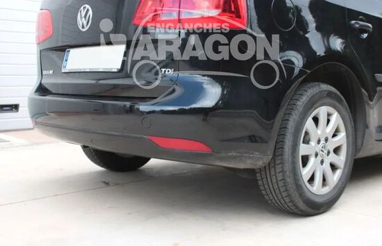 Фаркоп Aragon (быстросъемный крюк, вертикальное крепление) для Audi A3 8V Sportback S-line 2012-2016. Артикул E6712AV