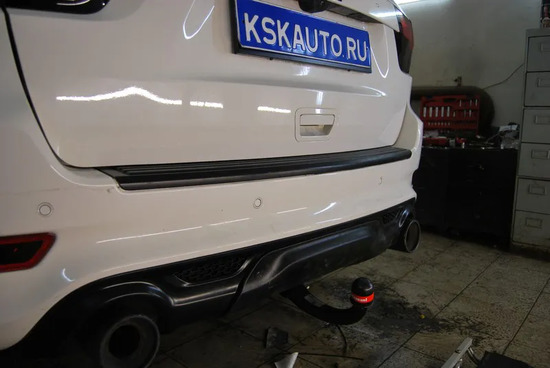Фаркоп Oris (ранее Bosal) для Jeep Grand Cherokee WK2 2013-2022. Артикул 4853-AK41