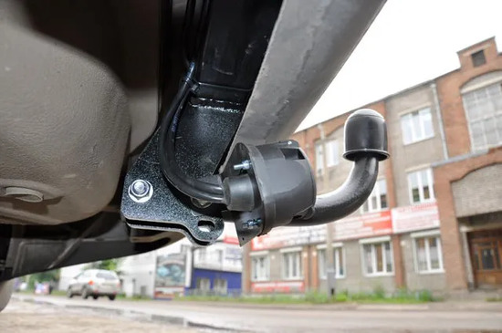 Фаркоп Oris (ранее Bosal) для Ford Focus ll седан 2005-2011. Артикул 3948-A