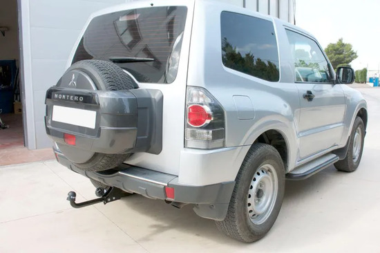 Фаркоп Aragon для Mitsubishi Pajero IV 3-дв. 2010-2022. Артикул E4200DA
