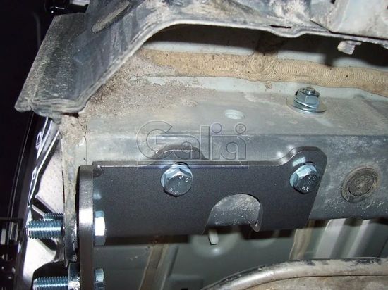 Фаркоп Galia оцинкованный для Kia Sorento II 2009-2012. Быстросъемный крюк. Артикул H069C